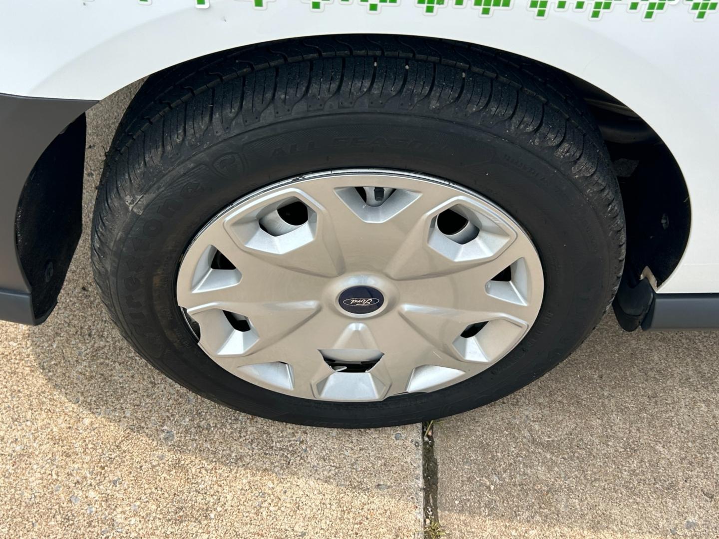 2014 White /Gray Ford Transit Connect Wagon XL w/Rear Liftgate LWB (NM0GE9E75E1) with an 2.5L L4 DOHC 16V engine, 6-Speed Automatic transmission, located at 17760 Hwy 62, Morris, OK, 74445, (918) 733-4887, 35.609104, -95.877060 - 2014 FORD TRANSIT CONNECT HAS 2.5L ENGINE, FEATURES POWER LOCKS, POWER WINDOWS, POWER MIRRORS, AM/FM STEREO, CRUISE CONTROL, BLUETOOTH HANDS-FREE CALLING, BACKSEAT,IT RUNS ON CNG (COMPRESSED NATURAL GAS) OR GASOLINE. A PREMIER ALTERNATIVE FUEL CONVERSION THAT IS EPA-APPROVED. EXTREMELY CLEAN-BURNING - Photo#28